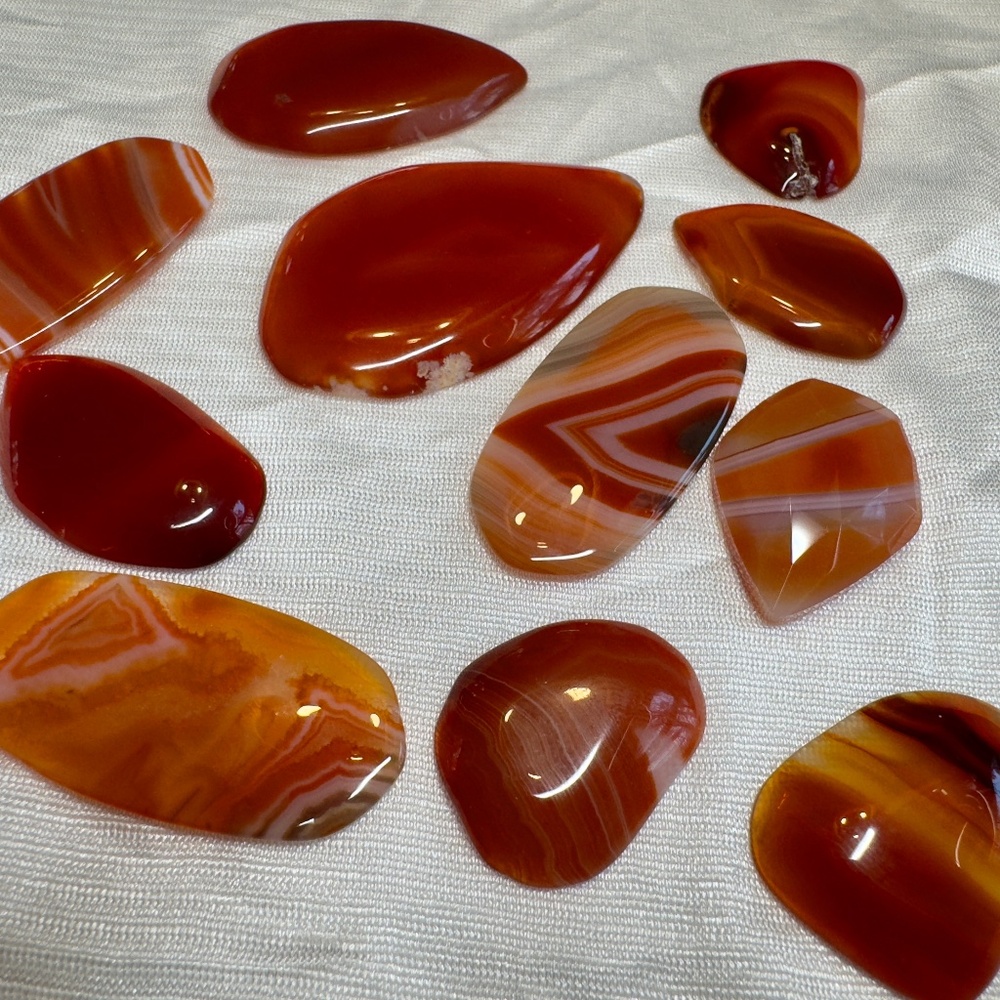 Lot of red carnelian agate cabachon, perfect for jewelry making